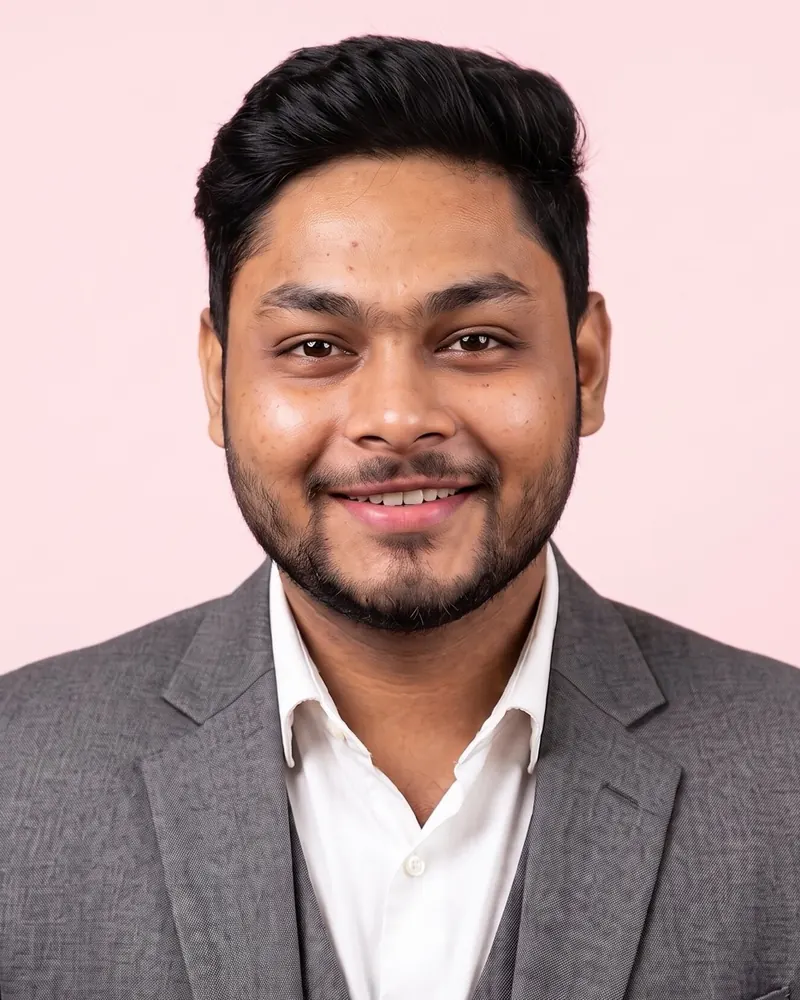 Portrait of Vibhanshu Srivastava
